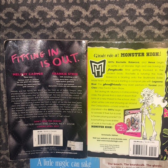 Books - Picture 2 of 5